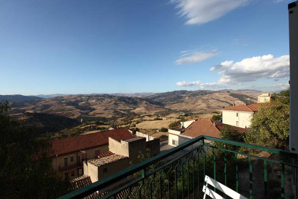 Agira Casa Albergo La Terza Stella חדר תמונה