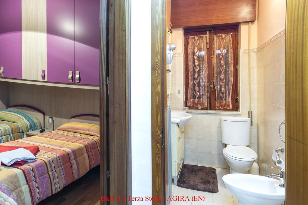 Agira Casa Albergo La Terza Stella מראה חיצוני תמונה